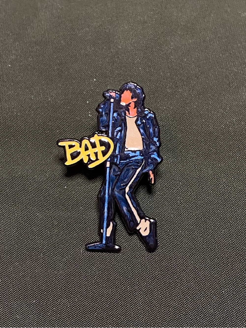 Michael Jackson Dance Move Image Enamel Pin or Magnet - Choose One - NWOT
